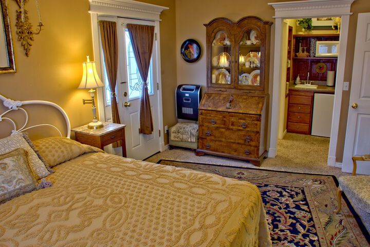 Room 145 of 171