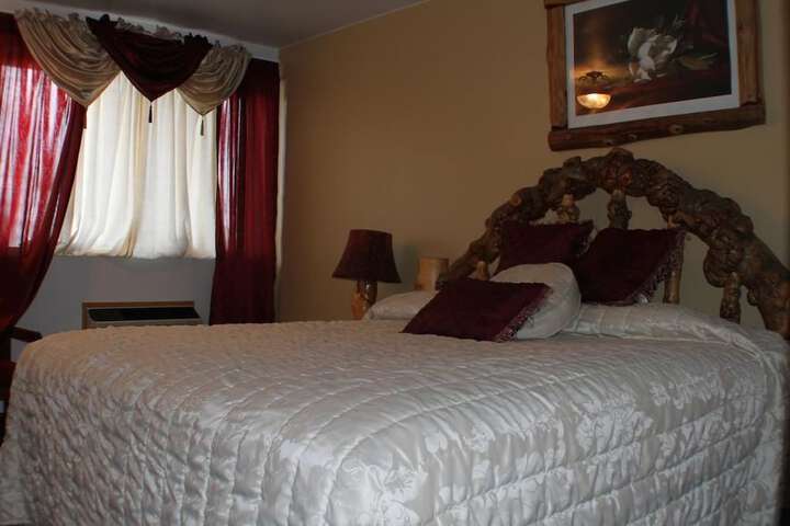 Room 9 of 26