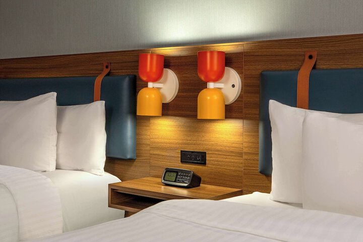 Room 20 of 28