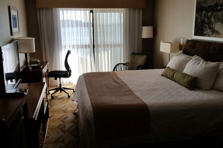 Room 43 of 67
