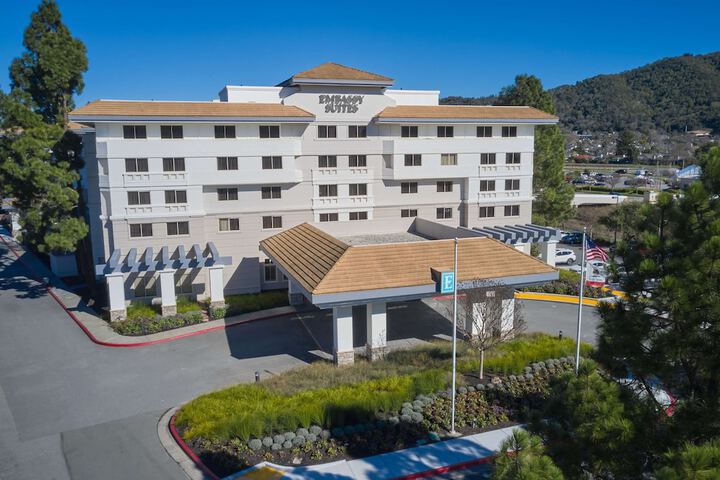 Embassy Suites by Hilton San Rafael at Marin Center