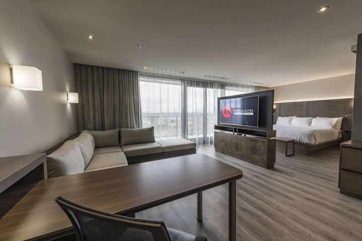 Room 49 of 107