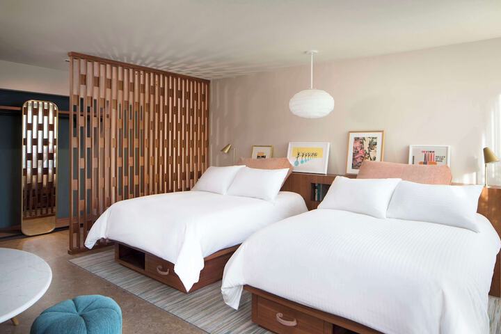 Flamingo Resort & Spa Santa Rosa Sonoma Tapestry by Hilton
