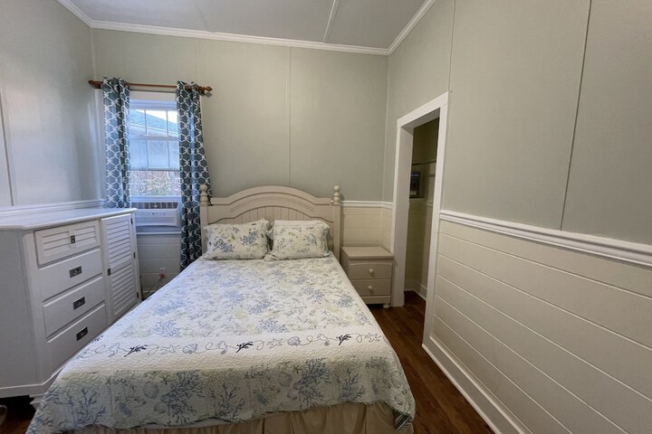 Room 78 of 309