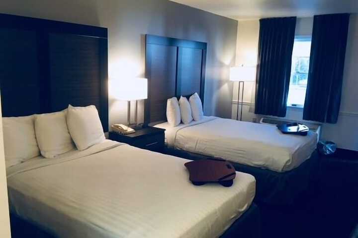 Room 30 of 44