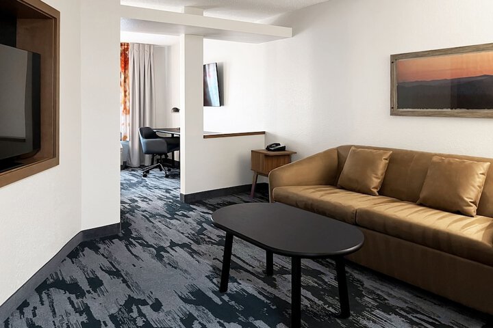 Room 20 of 35