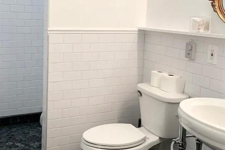 Room 7 of 29