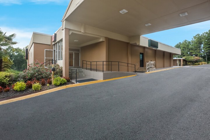Red Roof Inn Atlanta Airport NE - Conley