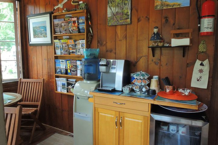 Shorelands Guest Resort and Cottages