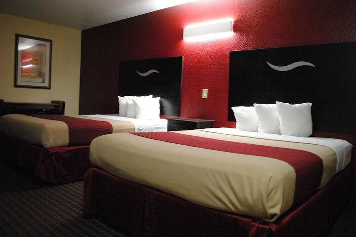 Room 17 of 39