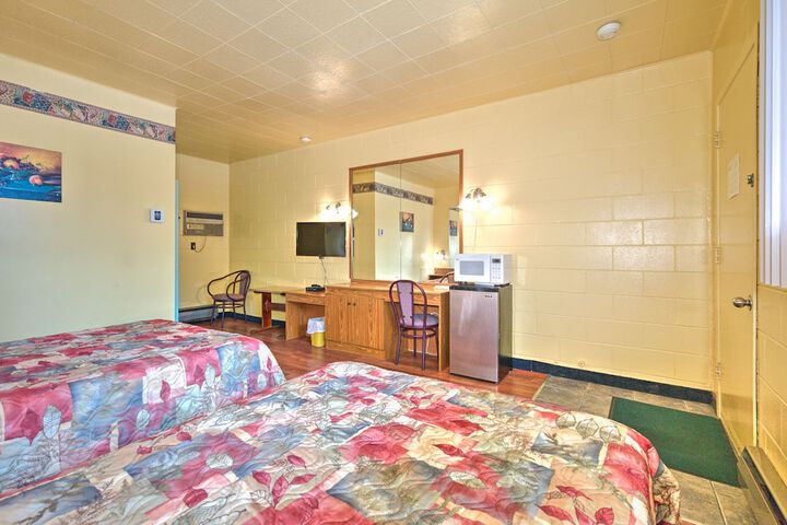 Motel R-100