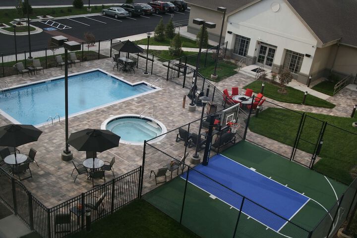 Pool 5 of 42