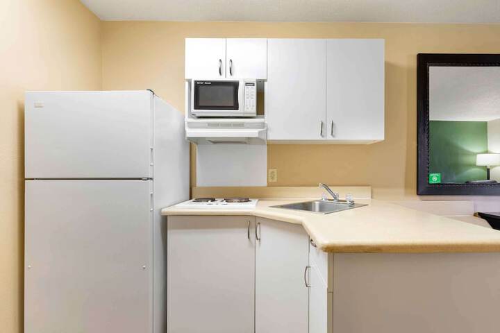 Room 12 of 26