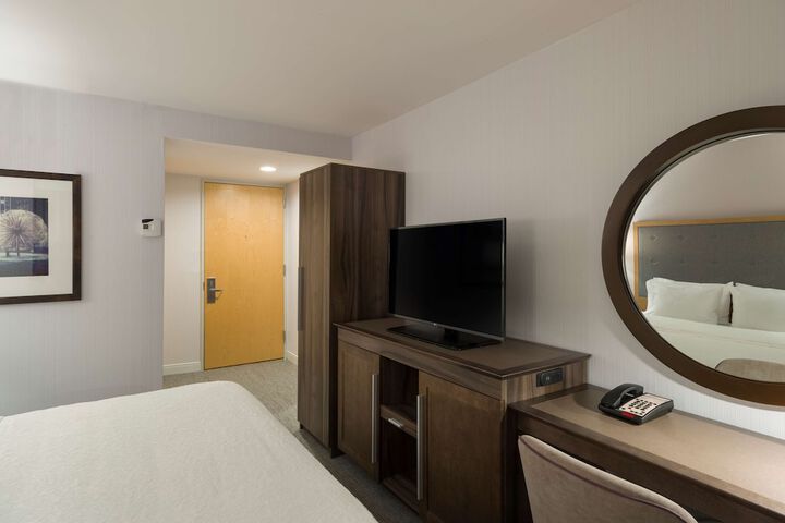 Room 20 of 42
