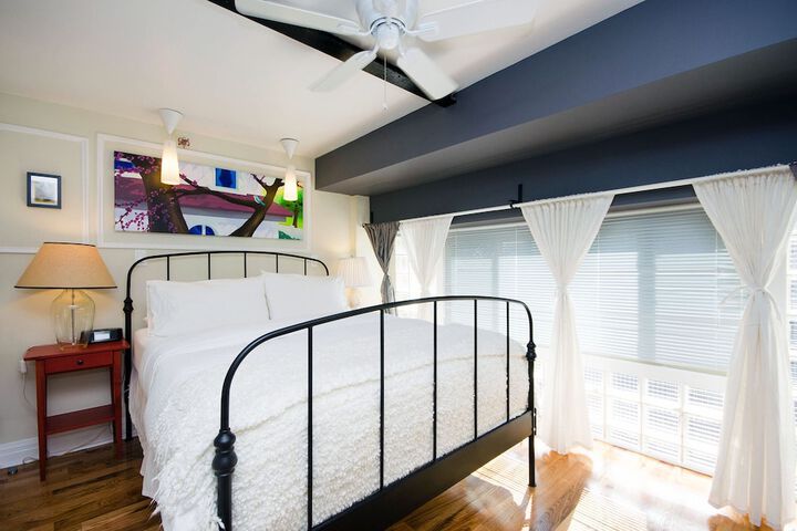 Room 42 of 114