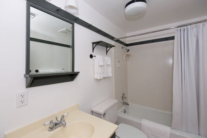 Room 20 of 72