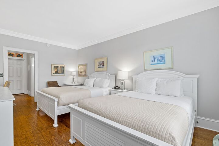 Room 18 of 25