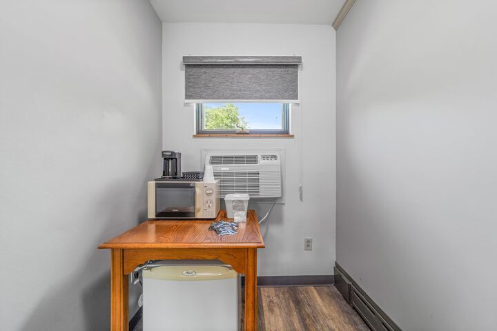 Room 49 of 60