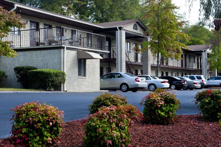 Hotel 4 of 72