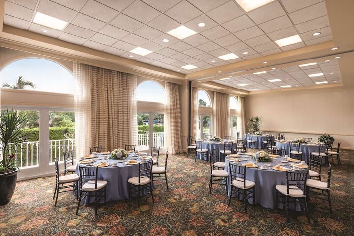 Hilton Naples