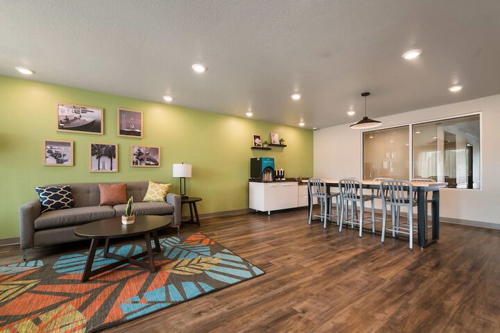 WoodSpring Suites Cocoa Beach - Rockledge