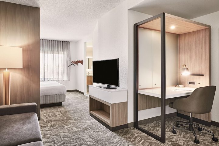 Room 14 of 44