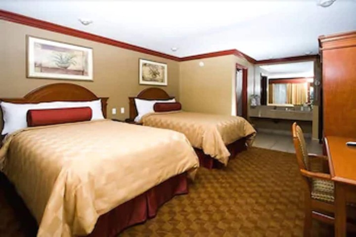 Room 19 of 35
