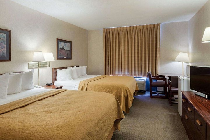 Room 12 of 23