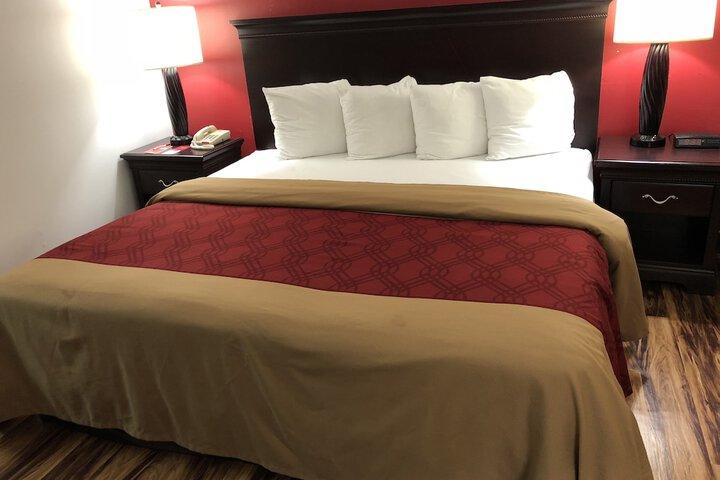 Room 14 of 34