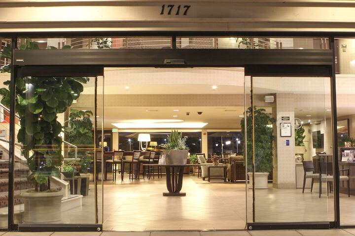 Best Western Plus Bayside Hotel