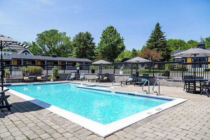 Pool 45 of 123