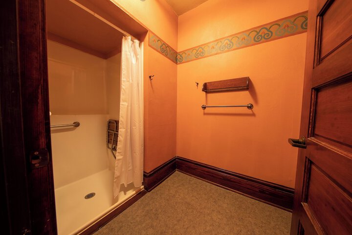 Room 20 of 44