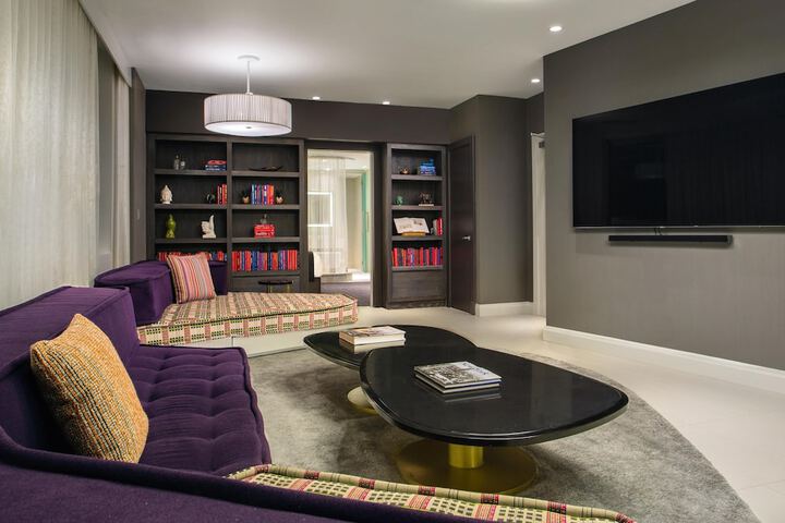 Dream Midtown by Hyatt