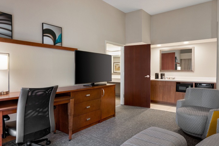 Room 35 of 51