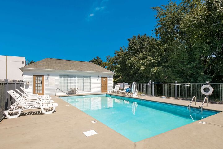 Pool 5 of 31