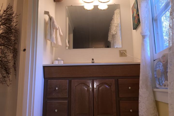 Room 114 of 287