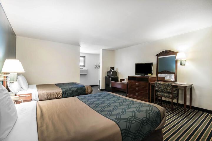 Room 46 of 49