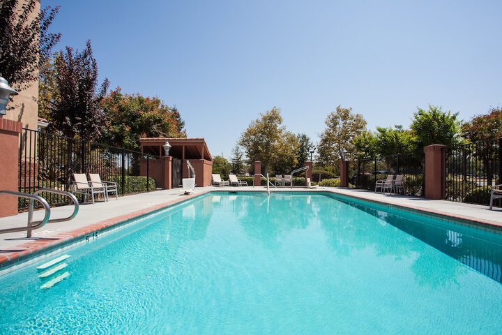 Pool 6 of 63