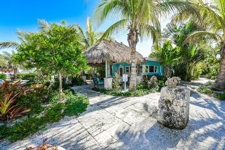 Tropical Breeze Resort