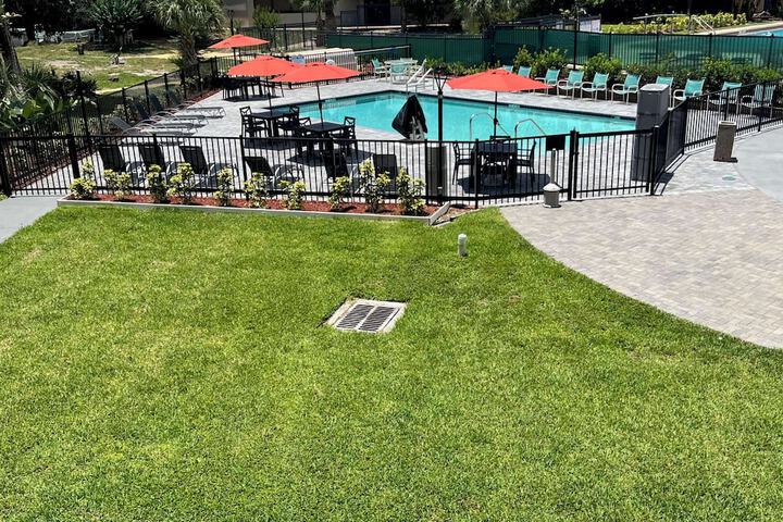 Pool 11 of 49