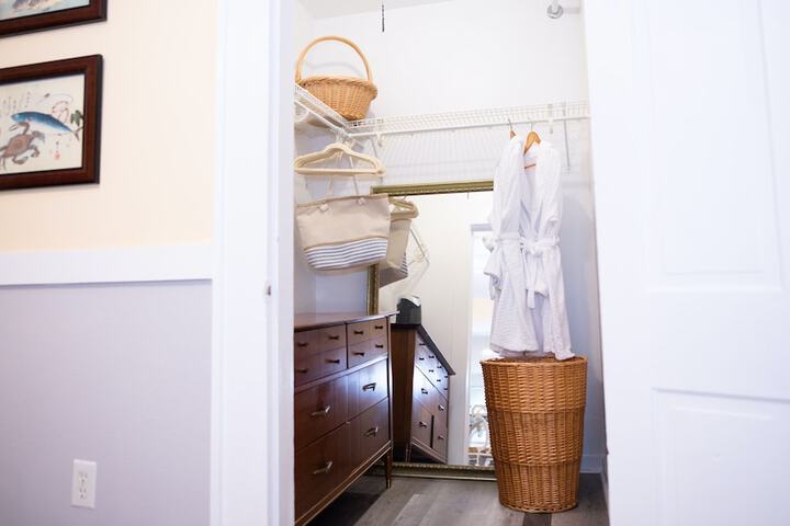 Room 44 of 143