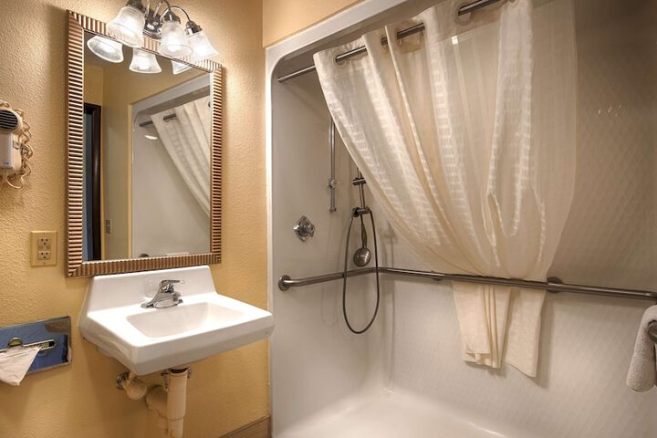 Best Western Mansfield / Bellville
