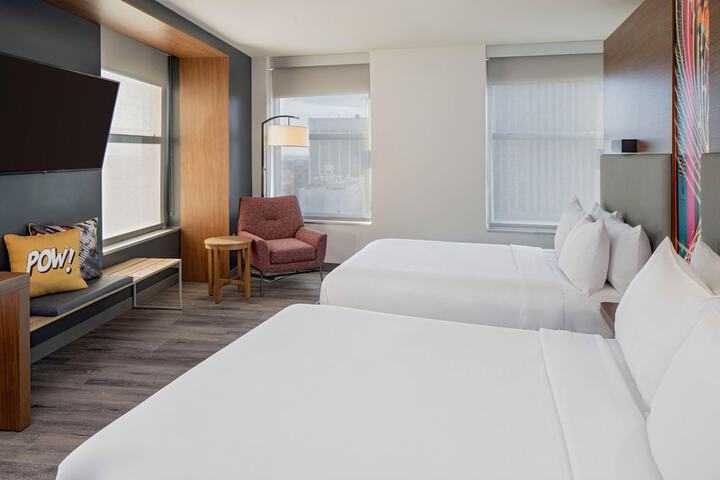 Room 27 of 65