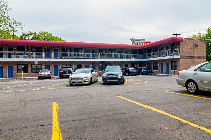 Hotel 3 of 59