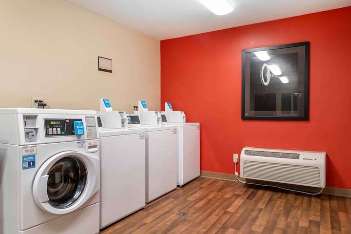 Extended Stay America Select Suites Detroit Sterling Heights