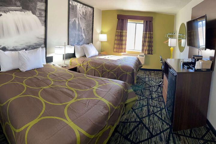 Room 14 of 22