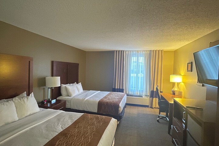 Room 30 of 46