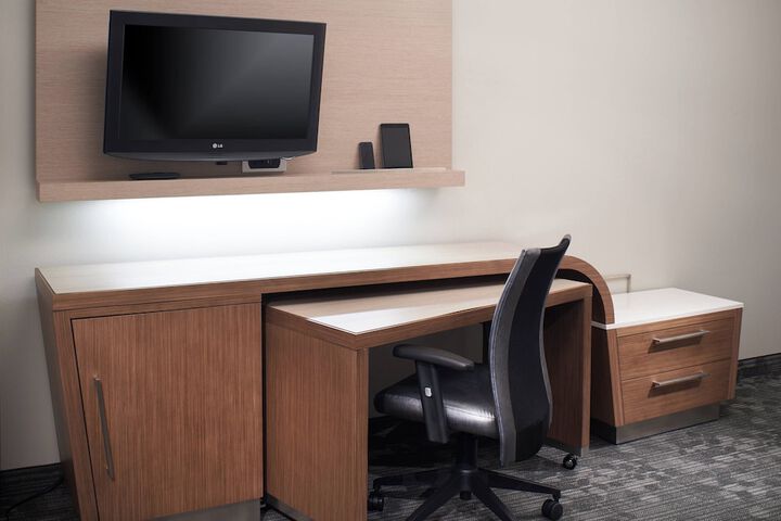 Courtyard by Marriott Cincinnati-Covington