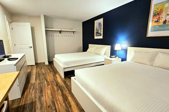 Cloud 9 Inn