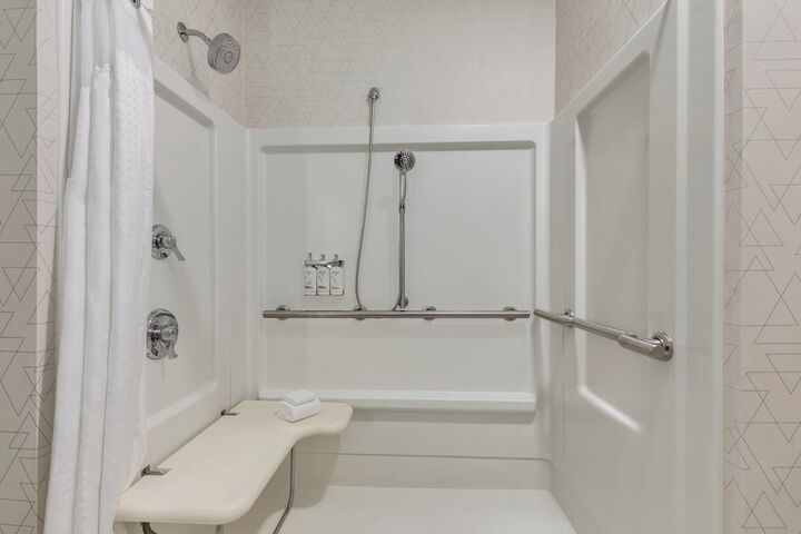 Holiday Inn Express Hotel & Suites NORTH FREMONT by IHG